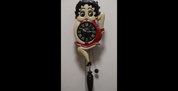 TEZUKA CLOCK ベティ 壁掛